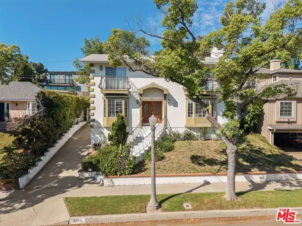 2201 Hillsboro Avenue, Los Angeles, CA 90034