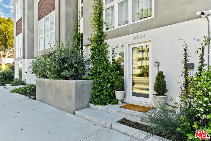 5504 W Olympic Boulevard, Los Angeles, CA 90036 - #3