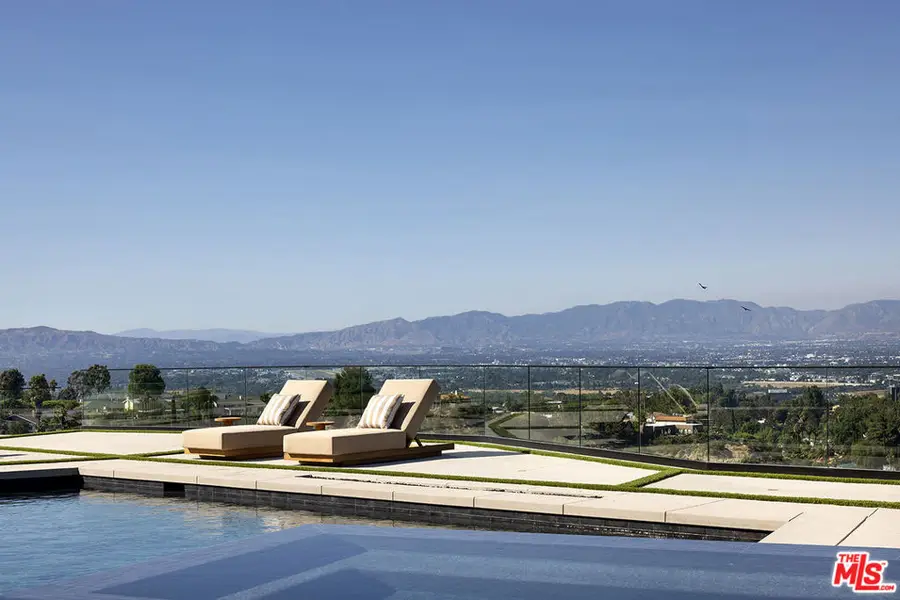 16401 Mulholland Drive, Los Angeles, CA 90049 - #2