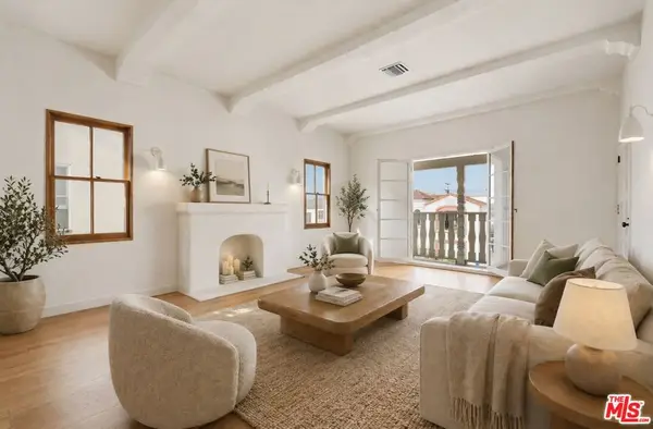 1/2 N Gardner Street, Los Angeles, CA 90036