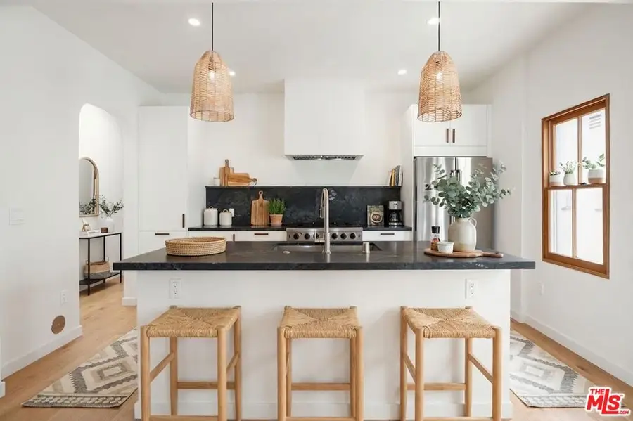 1/2 N Gardner Street, Los Angeles, CA 90036 - #2