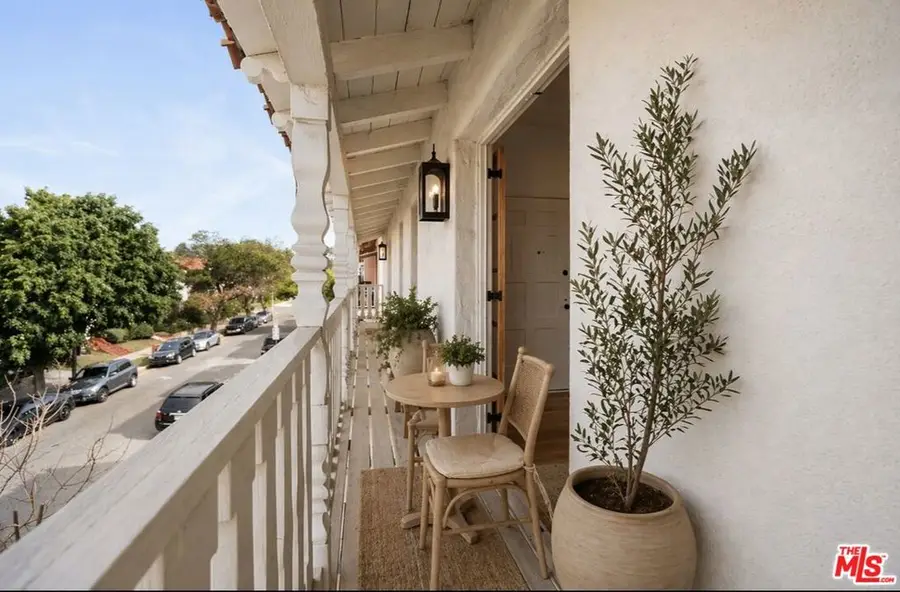 1/2 N Gardner Street, Los Angeles, CA 90036 - #3