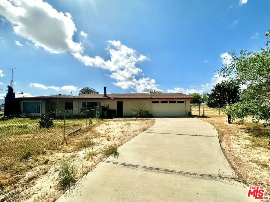 15561 Ash Street, Hesperia, CA 92345 - #2