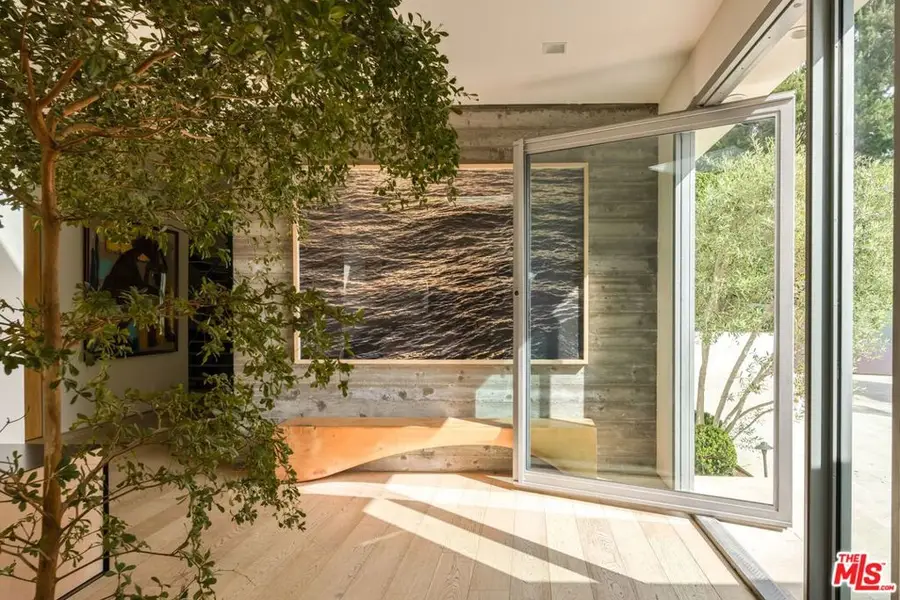 1557 Tower Grove Drive, Beverly Hills, CA 90210 - #2