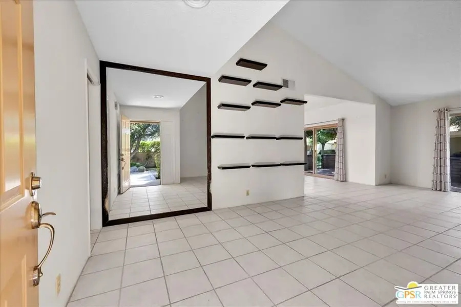 2635 N Whitewater Club Drive, Palm Springs, CA 92262 - #2