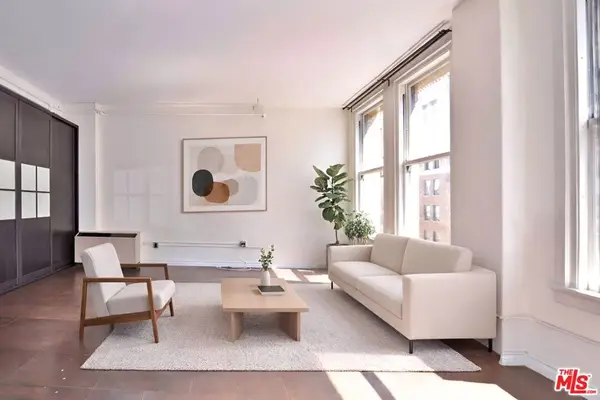 215 W 7th Street #907, Los Angeles, CA 90014