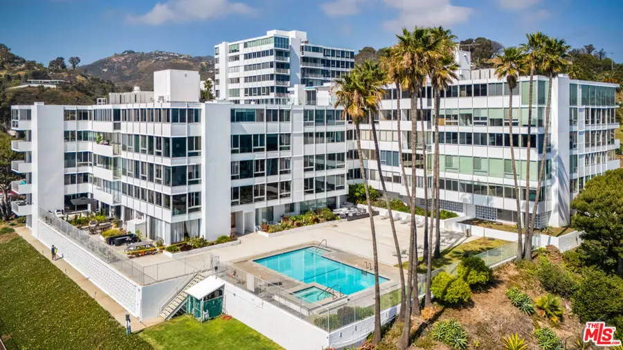 17352 W Sunset Boulevard #606, Pacific Palisades, CA 90272 - #2