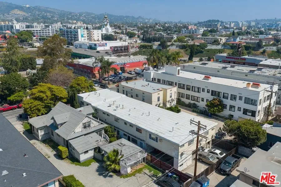 5522 Lexington Avenue, Los Angeles, CA 90038 - #3