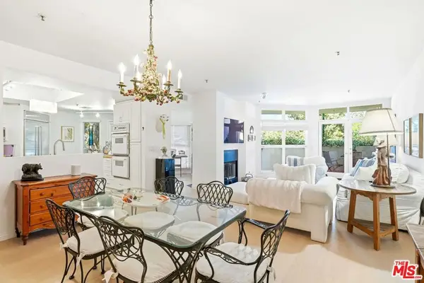 2115 3rd Street #102, Santa Monica, CA 90405