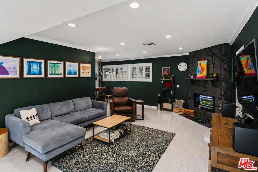 5545 Whitsett Avenue #8, Valley Village, CA 91607 - #1