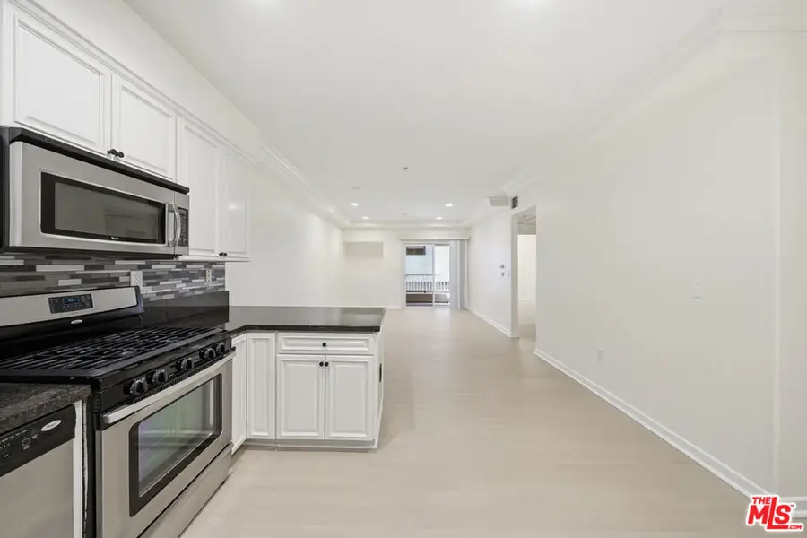 1037 Fedora Street #204, Los Angeles, CA 90006 - #3