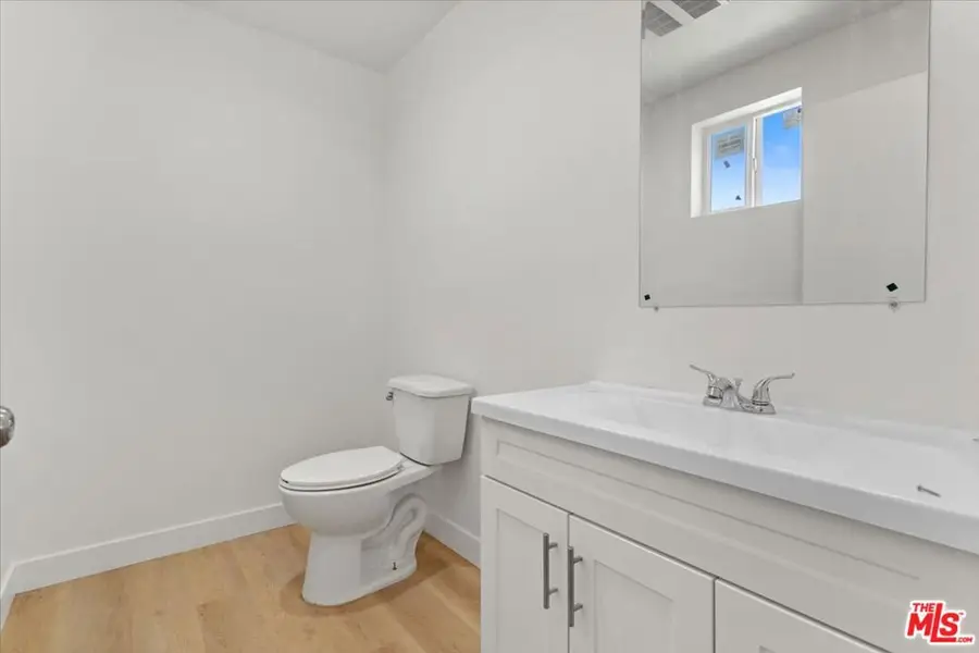707 W 80th Street, Los Angeles, CA 90044 - #3