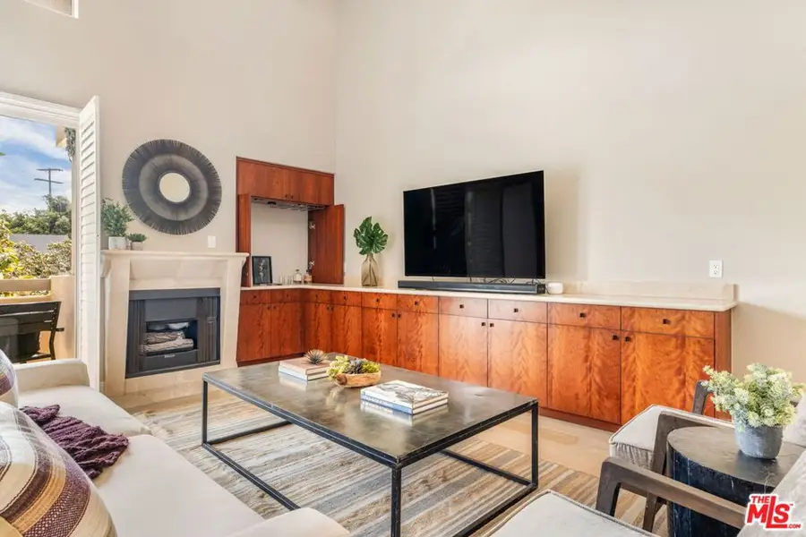 10511 Ashton Avenue #305, Los Angeles, CA 90024 - #3