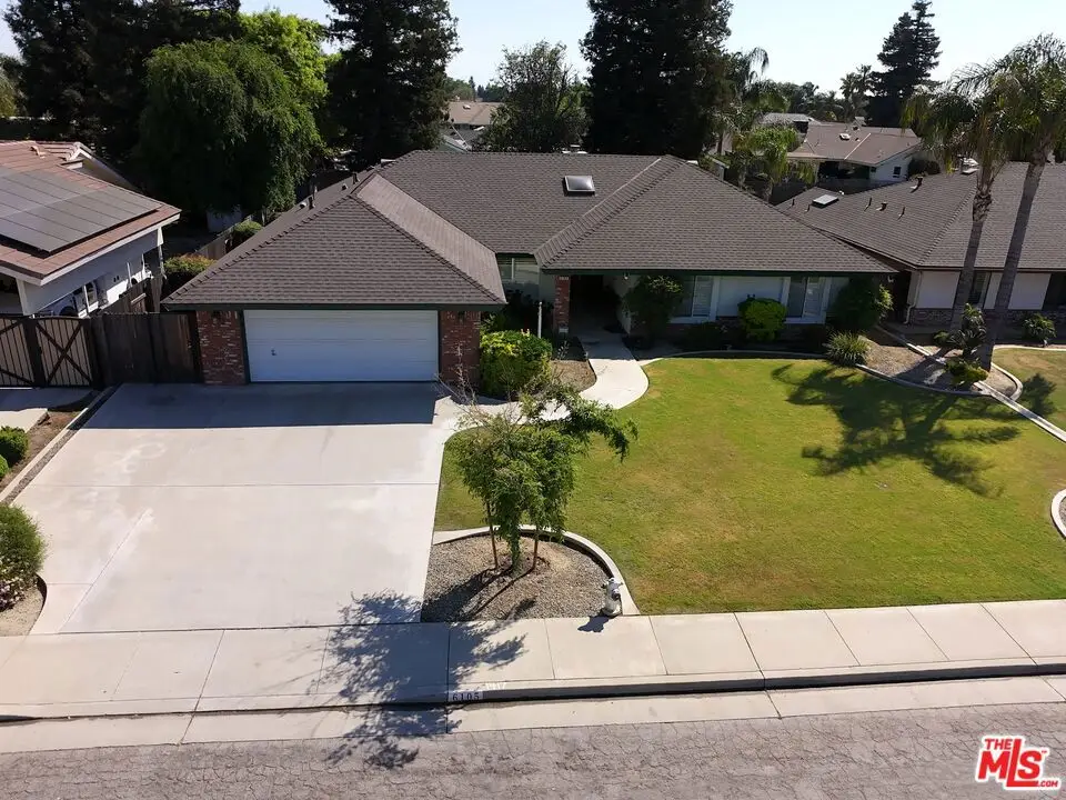 6105 Westlake Drive, Bakersfield, CA 93308 - #1