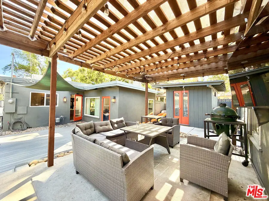 10683 Valleyheart Drive, Studio City, CA 91604 - #2