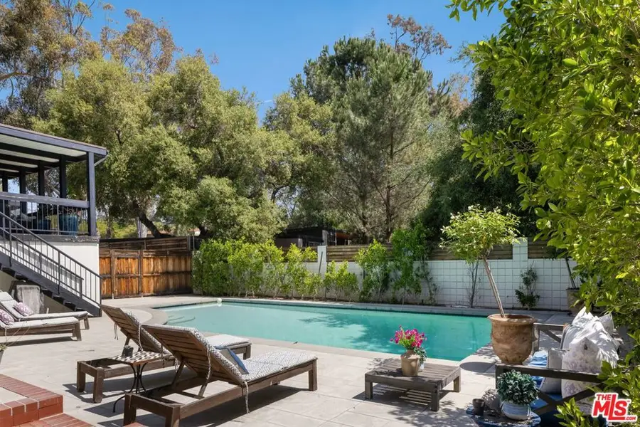 690 Westgate Street, Pasadena, CA 91103 - #2