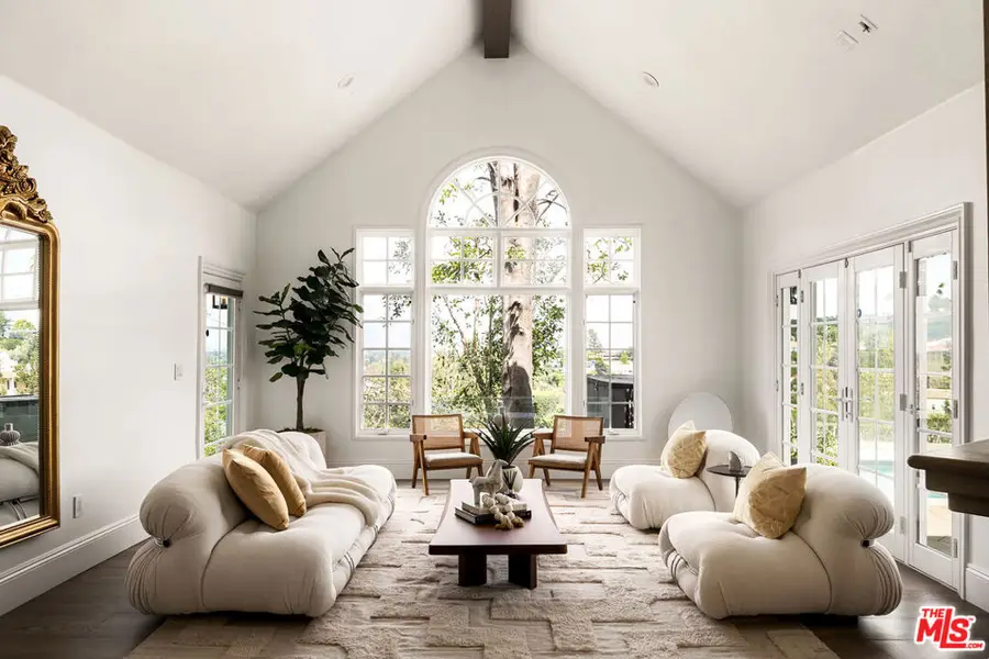 12917 Galewood Street, Studio City, CA 91604 - #3