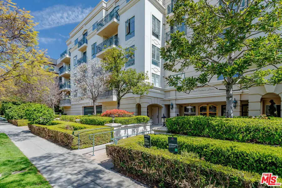 430 N Oakhurst Drive #PH407, Beverly Hills, CA 90210 - #2