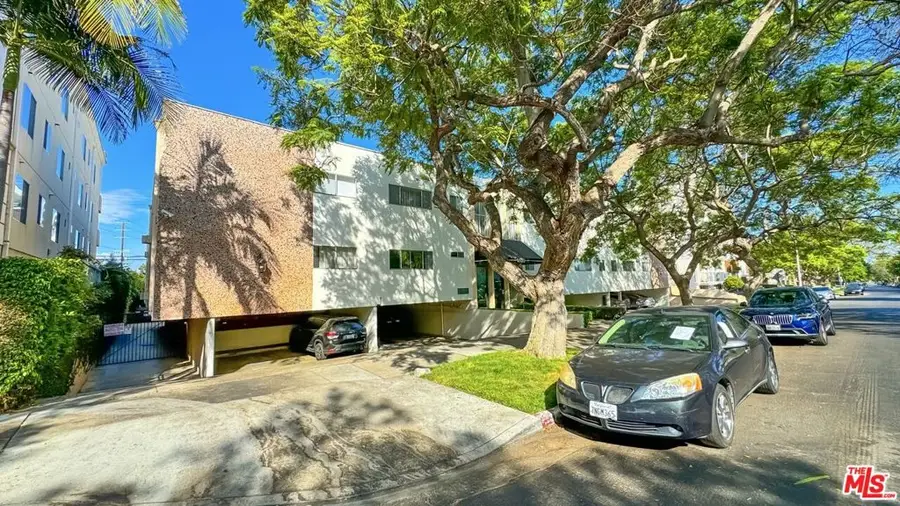 1830 Greenfield Avenue, Los Angeles, CA 90025 - #2