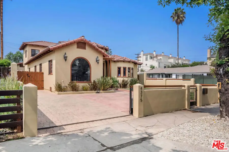 4375 Kraft Avenue, Studio City, CA 91604 - #2