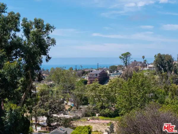 1025 Las Pulgas Road, Pacific Palisades, CA 90272