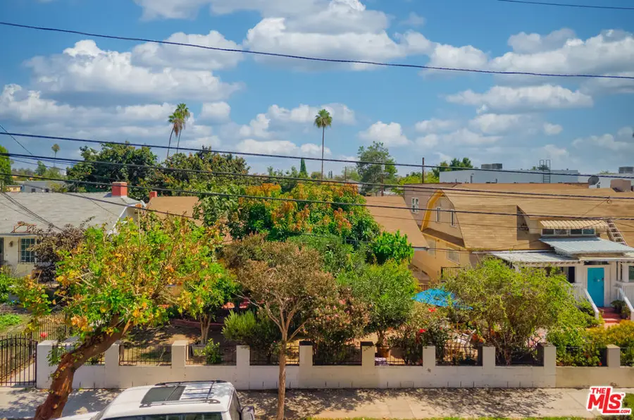 2304 S La Salle Avenue, Los Angeles, CA 90018 - #2