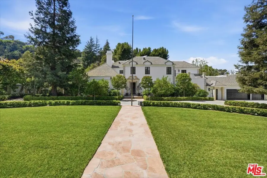 3801 Longridge Avenue, Sherman Oaks, CA 91423 - #3