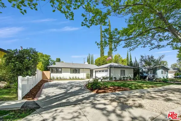 22157 Archwood Street, Woodland Hills, CA 91303