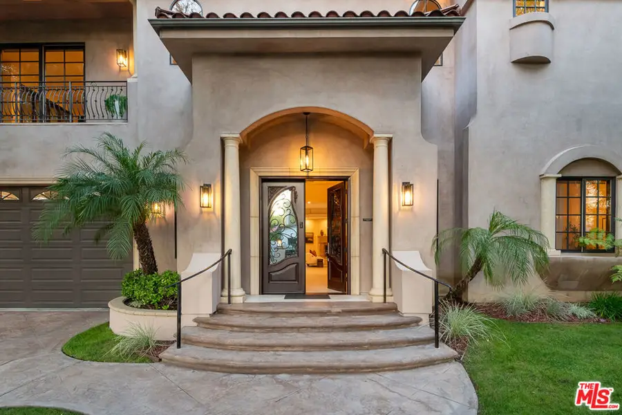 4910 Valjean Avenue, Encino, CA 91436 - #3