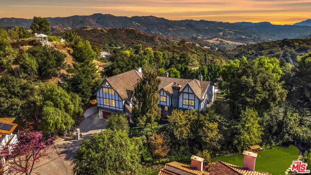 21128 Bellini Drive, Topanga, CA 90290 - #1