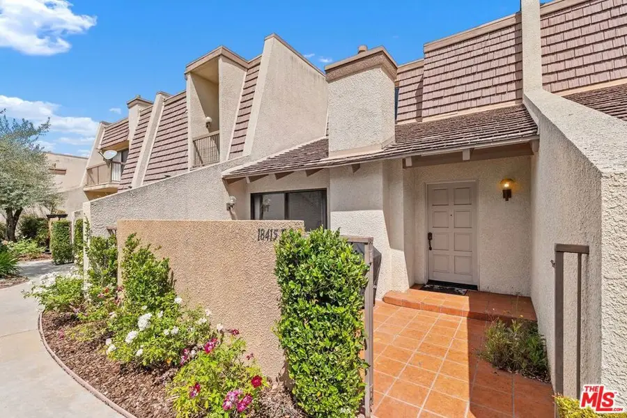18415 Collins Street #F, Tarzana, CA 91356 - #2