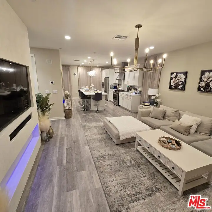 19549 Cardigan Drive, Northridge, CA 91324 - #2