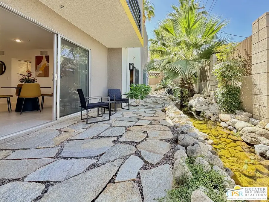 588 E San Lorenzo Road #104, Palm Springs, CA 92264 - #2