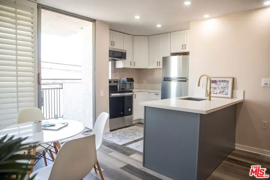 6151 Orange Street #215, Los Angeles, CA 90048 - #3