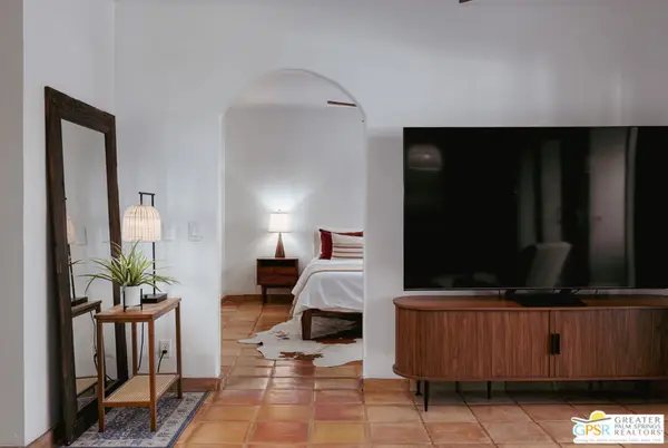 413 E Via Escuela #611, Palm Springs, CA 92262