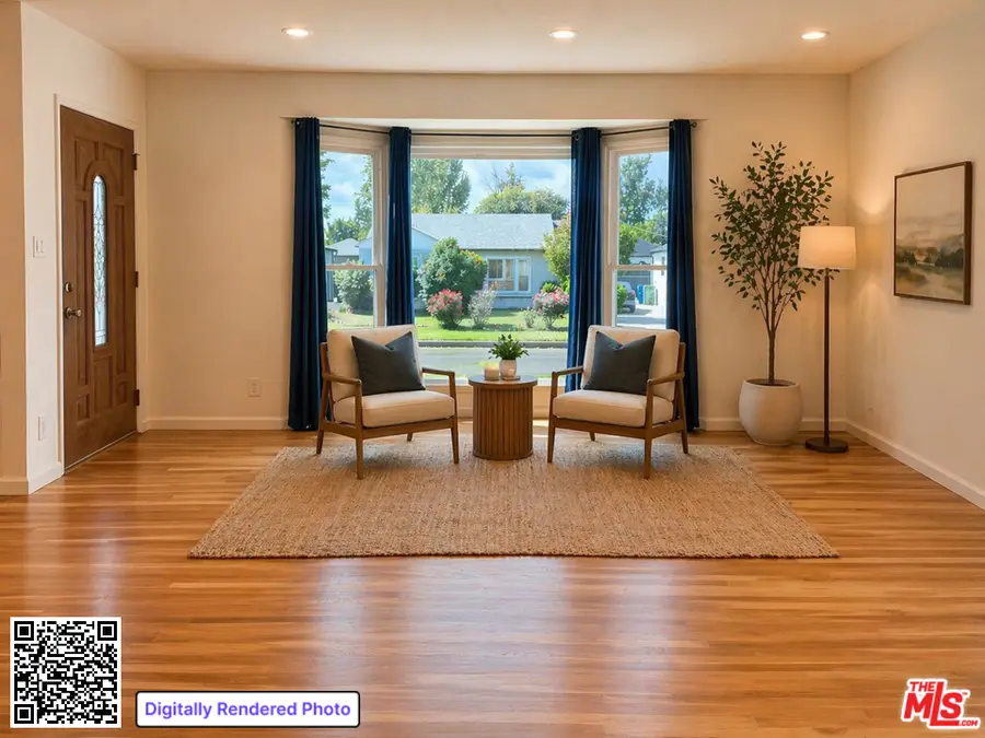 17345 Hamlin Street, Lake Balboa, CA 91406 - #2