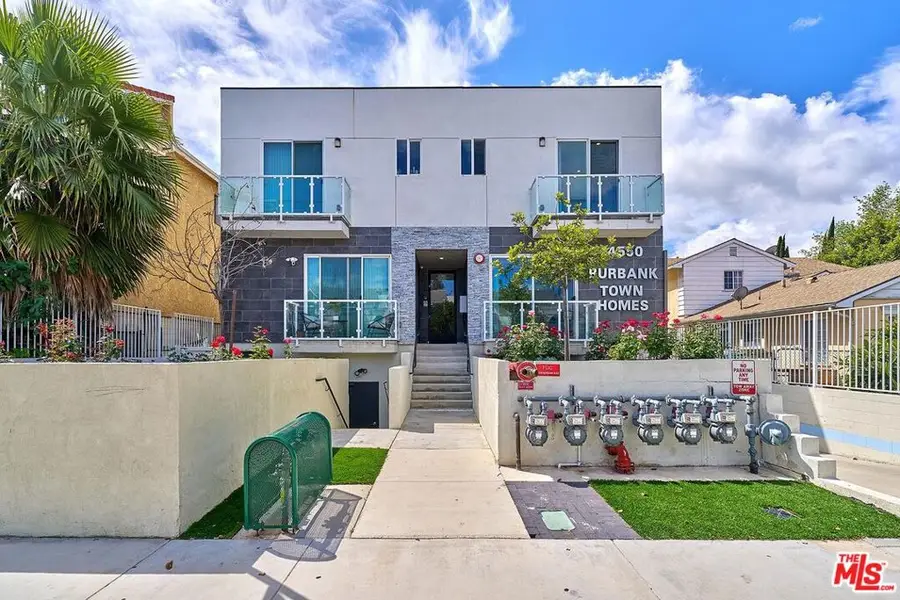 14550 Burbank Boulevard, Sherman Oaks, CA 91411 - #3