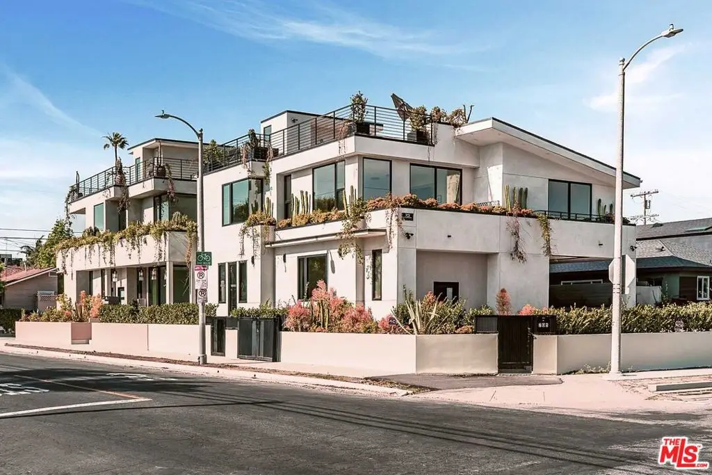 701 Vernon Avenue, Venice, CA 90291 - #1