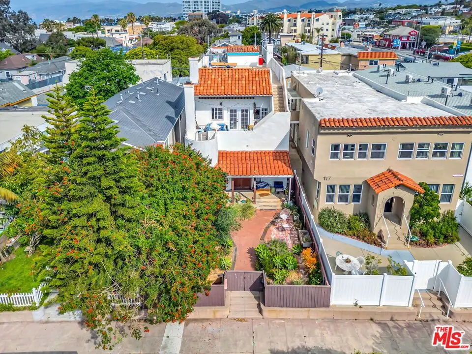 111 Paloma Avenue, Venice, CA 90291 - #1