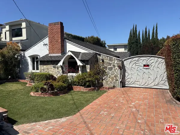3207 Cheviot Vista Place, Los Angeles, CA 90034