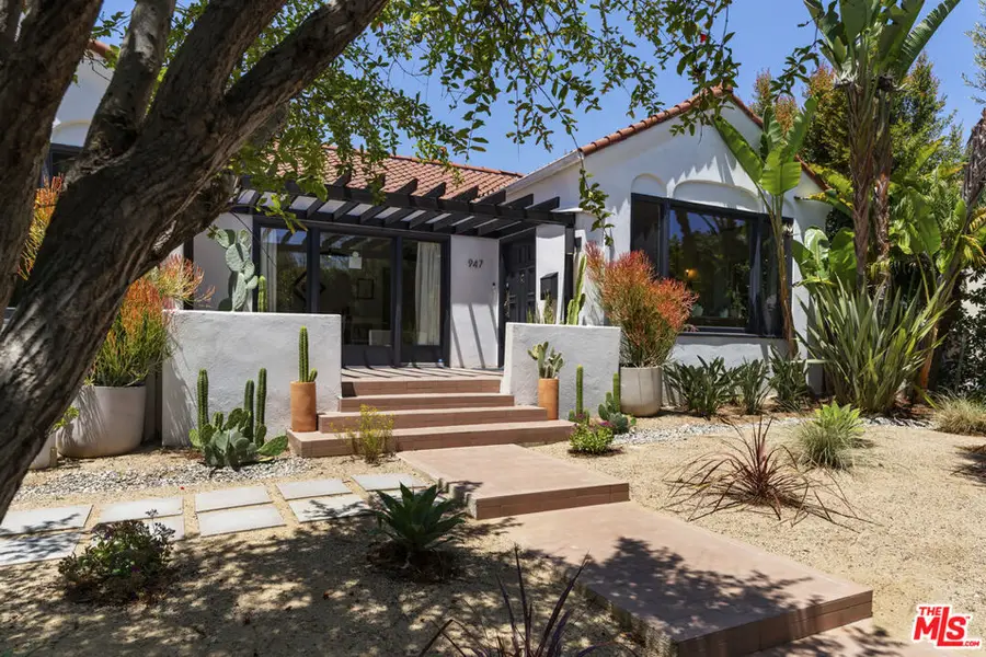 947 S Cloverdale Avenue, Los Angeles, CA 90036 - #3