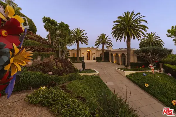 1140 Laurel Way, Beverly Hills, CA 90210