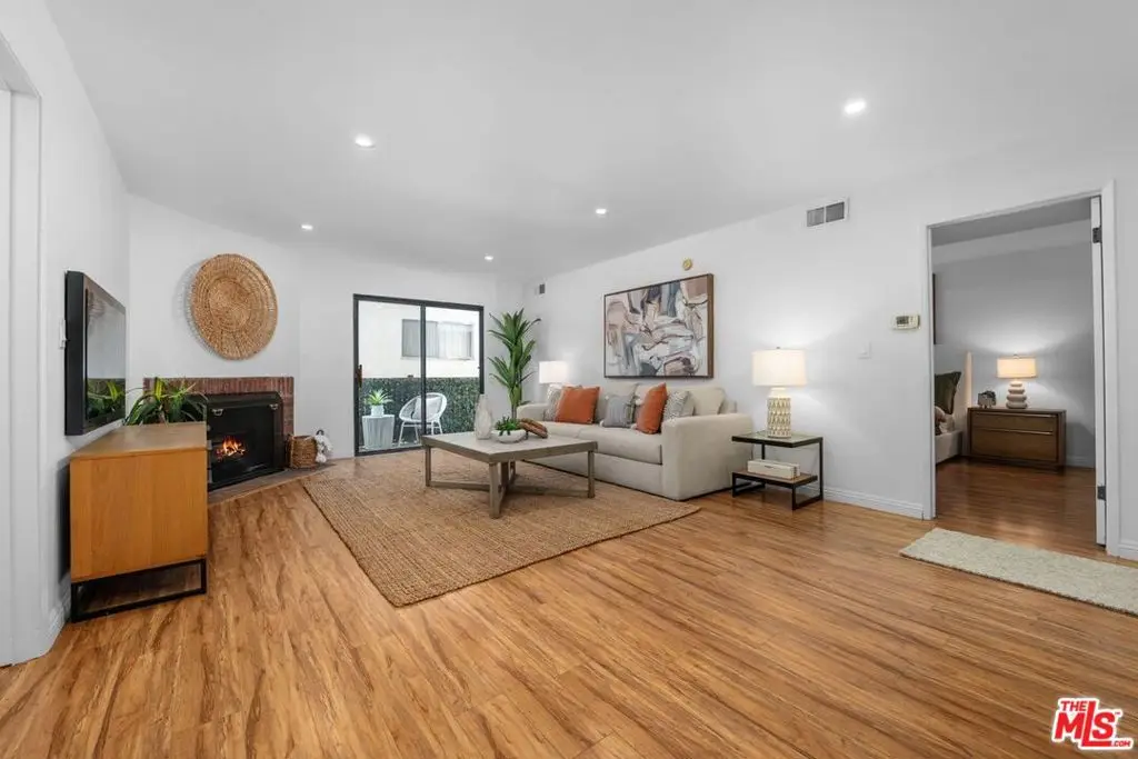 9737 Charnock Avenue #1, Los Angeles, CA 90034 - #1