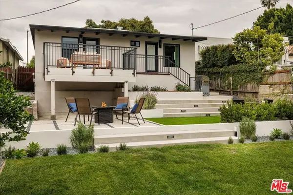 3152 Atwater Avenue, Los Angeles, CA 90039