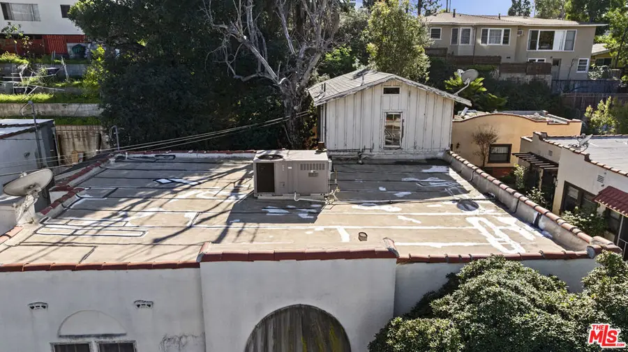 1720 Orchard Avenue, Glendale, CA 91206 - #2