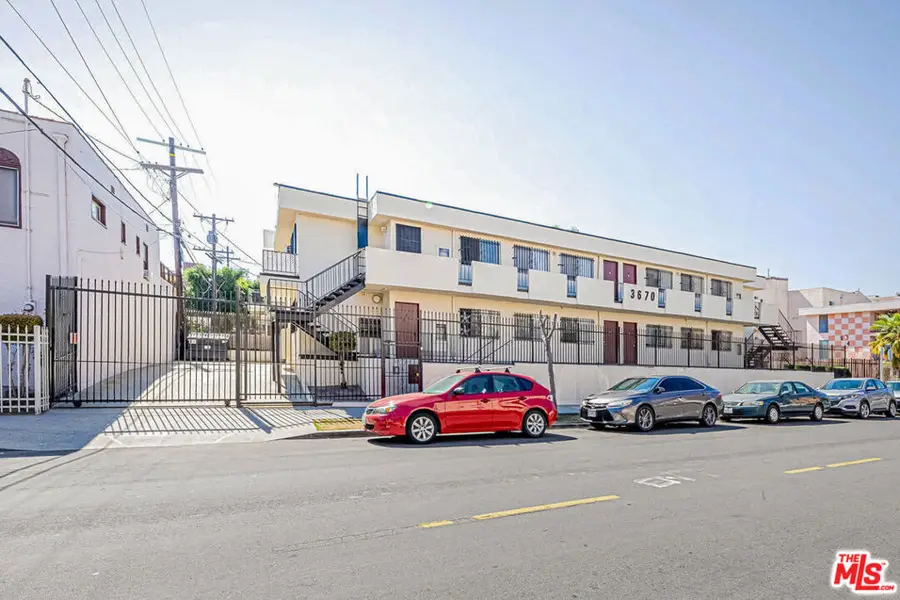 940 S Gramercy Place, Los Angeles, CA 90019 - #2