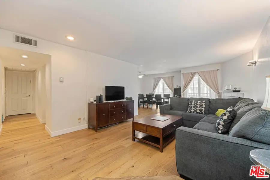 1515 S Beverly Drive #201, Los Angeles, CA 90035 - #3