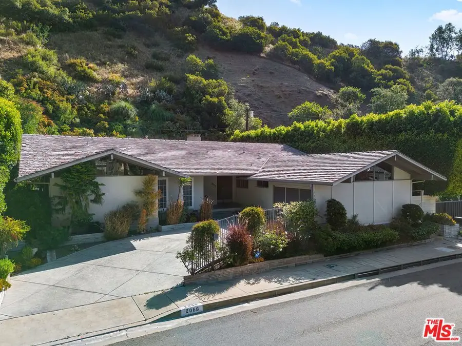 2068 N Beverly Drive, Beverly Hills, CA 90210 - #2