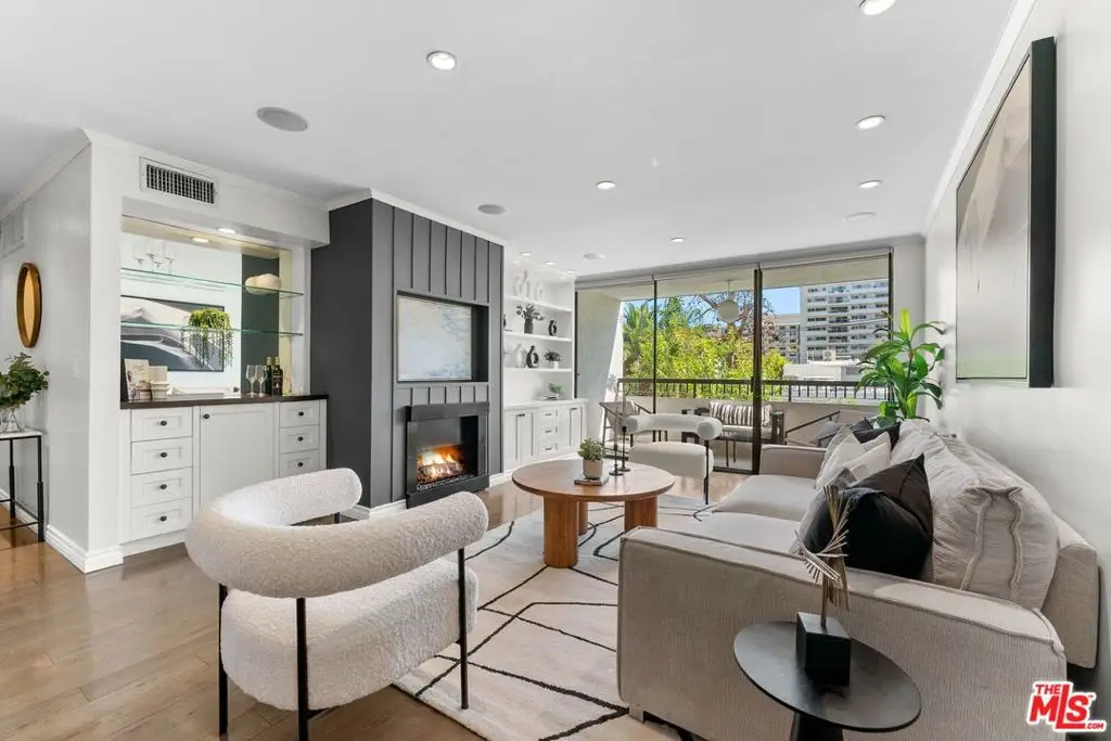 906 N Doheny Drive #311, West Hollywood, CA 90069 - #1
