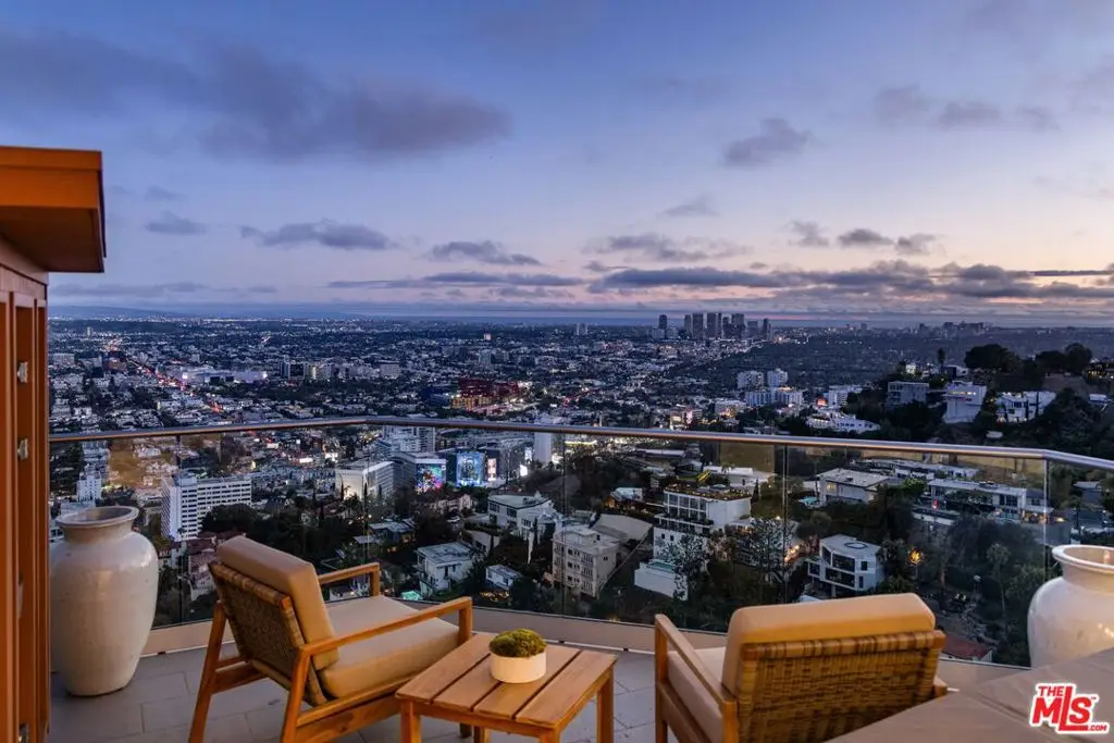 8572 Hillside Avenue, Los Angeles, CA 90069 - #1